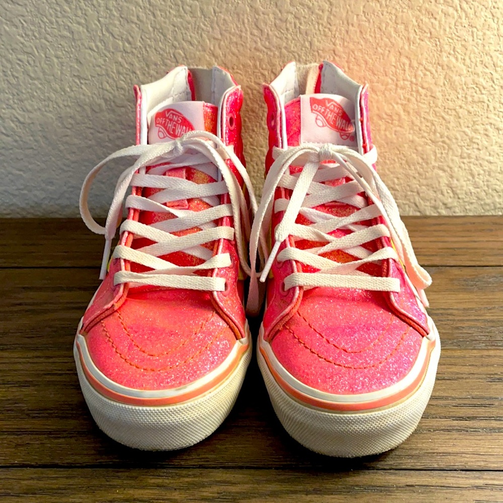 Vans Off the Wall | Kids Girls Sk8-Hi Shoes